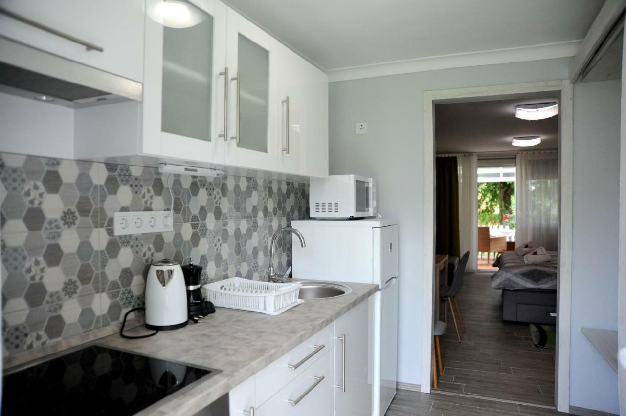 Judit Apartman Dombovar-Gunaras Extérieur photo